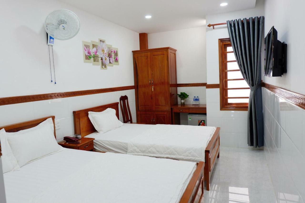 Thy Hung Legacy Hotel Tuy Hoa Esterno foto